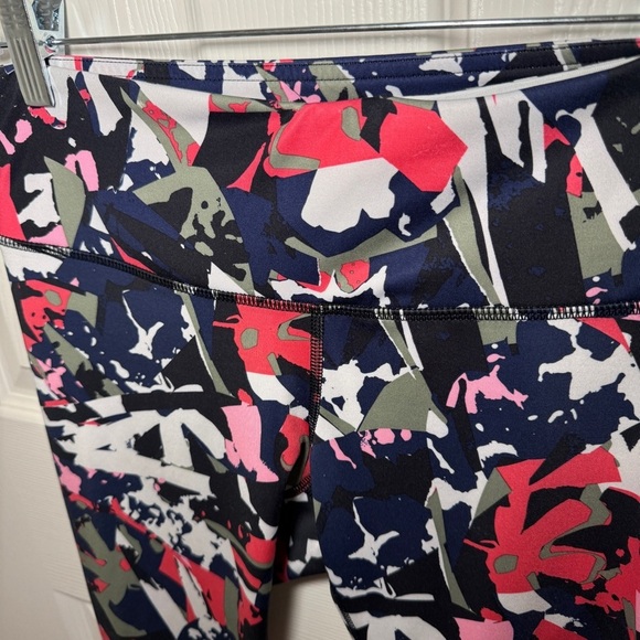 Lululemon Pace Rival Crop - Picture 5 of 12